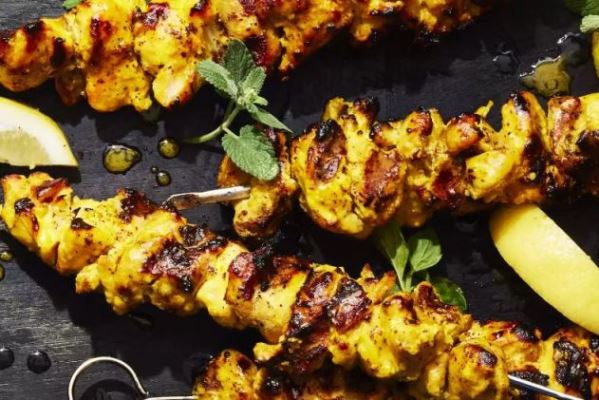 Шафрановый куриный шашлык